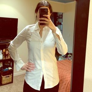 Vineyard Vines white button down shirt.